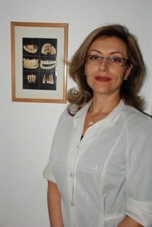 Zahnärztin S. Stoljar